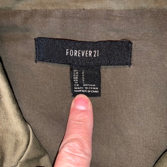 Green Vest - Picture 3 of 8